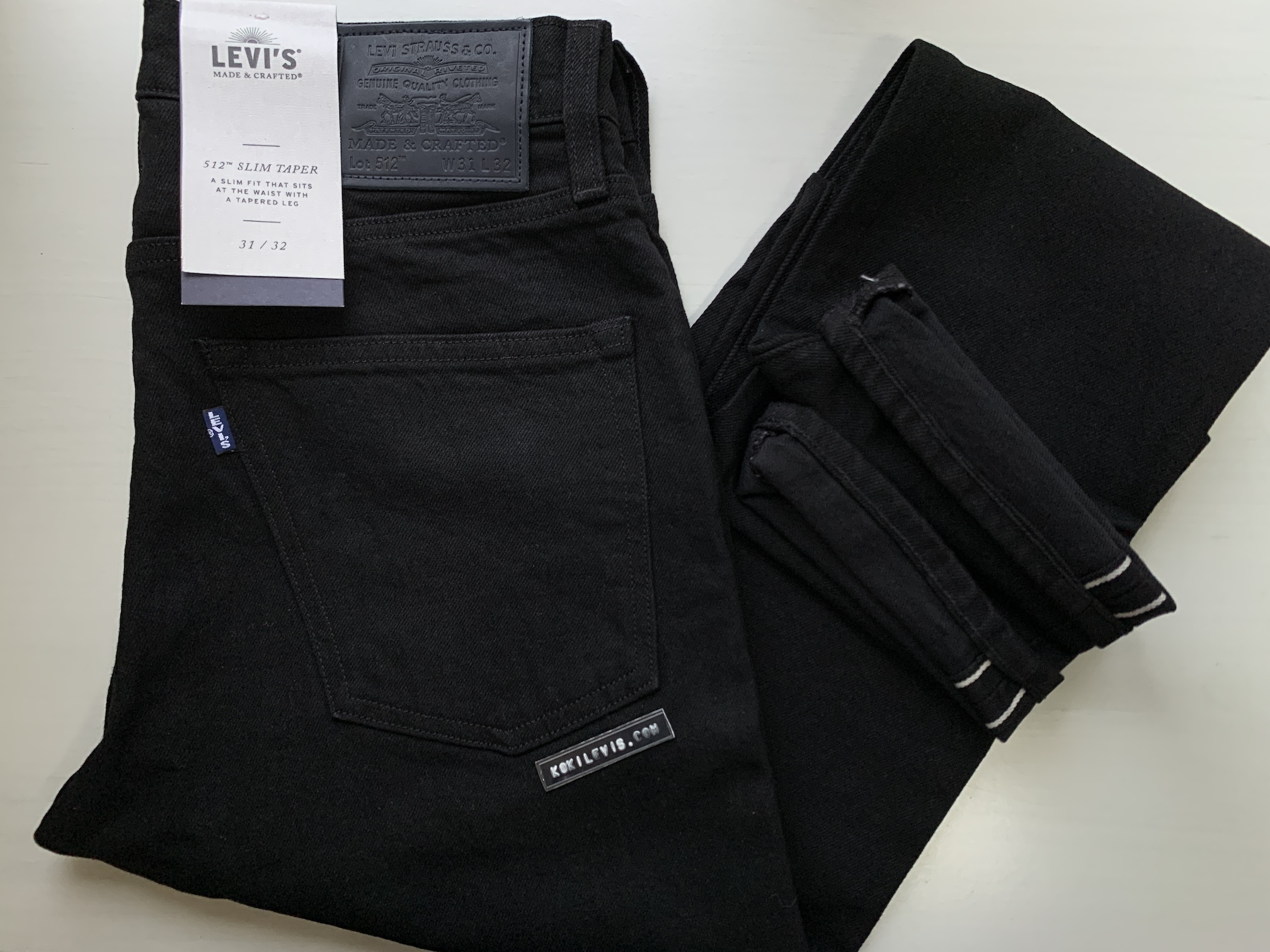 LMC 512 SuperBlack ผ้าริม