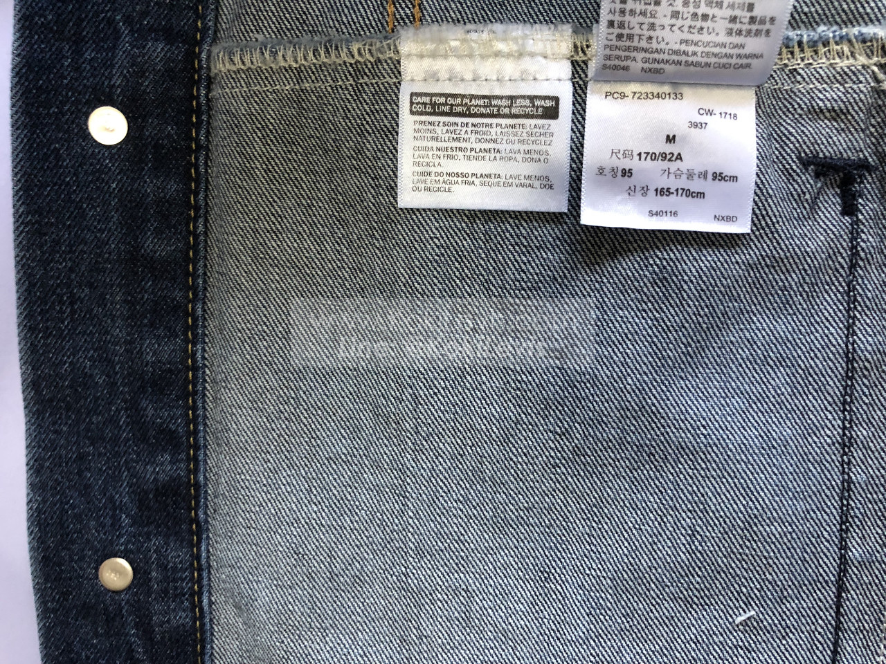 แจ๊คเก็ตยีนส์ลีวายส์ - Levi's Trucker Jacket